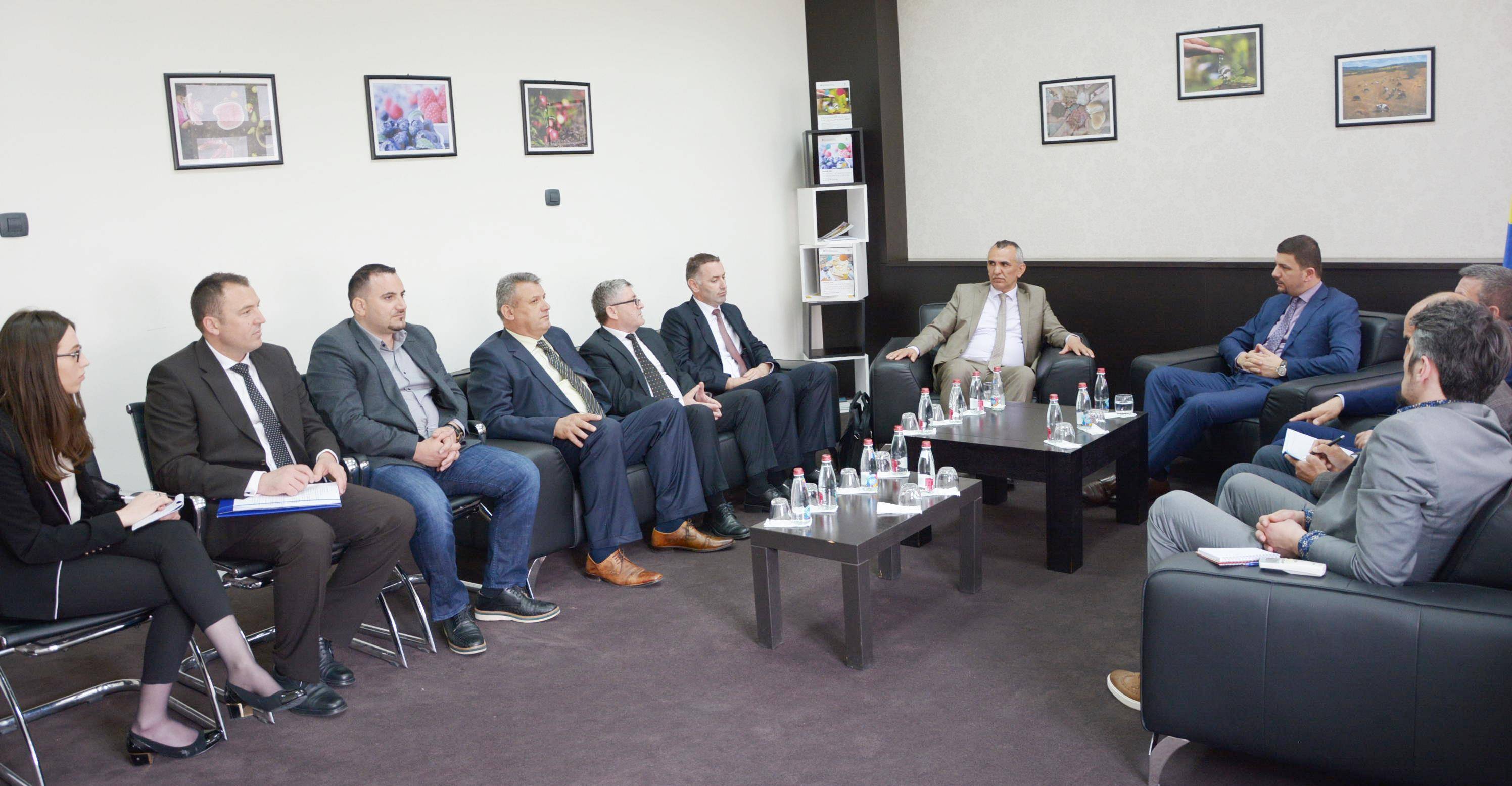 Agrobizneset vendore po fuqizohen me mbështetjen e MBPZHR-së
