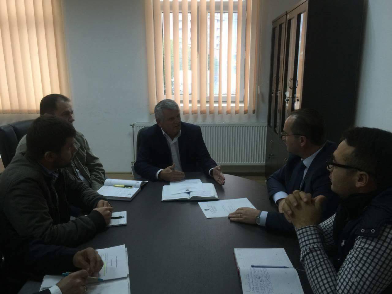 Zëvendësministri Krasniqi vizitoi Institutin Bujqësor të Kosovës