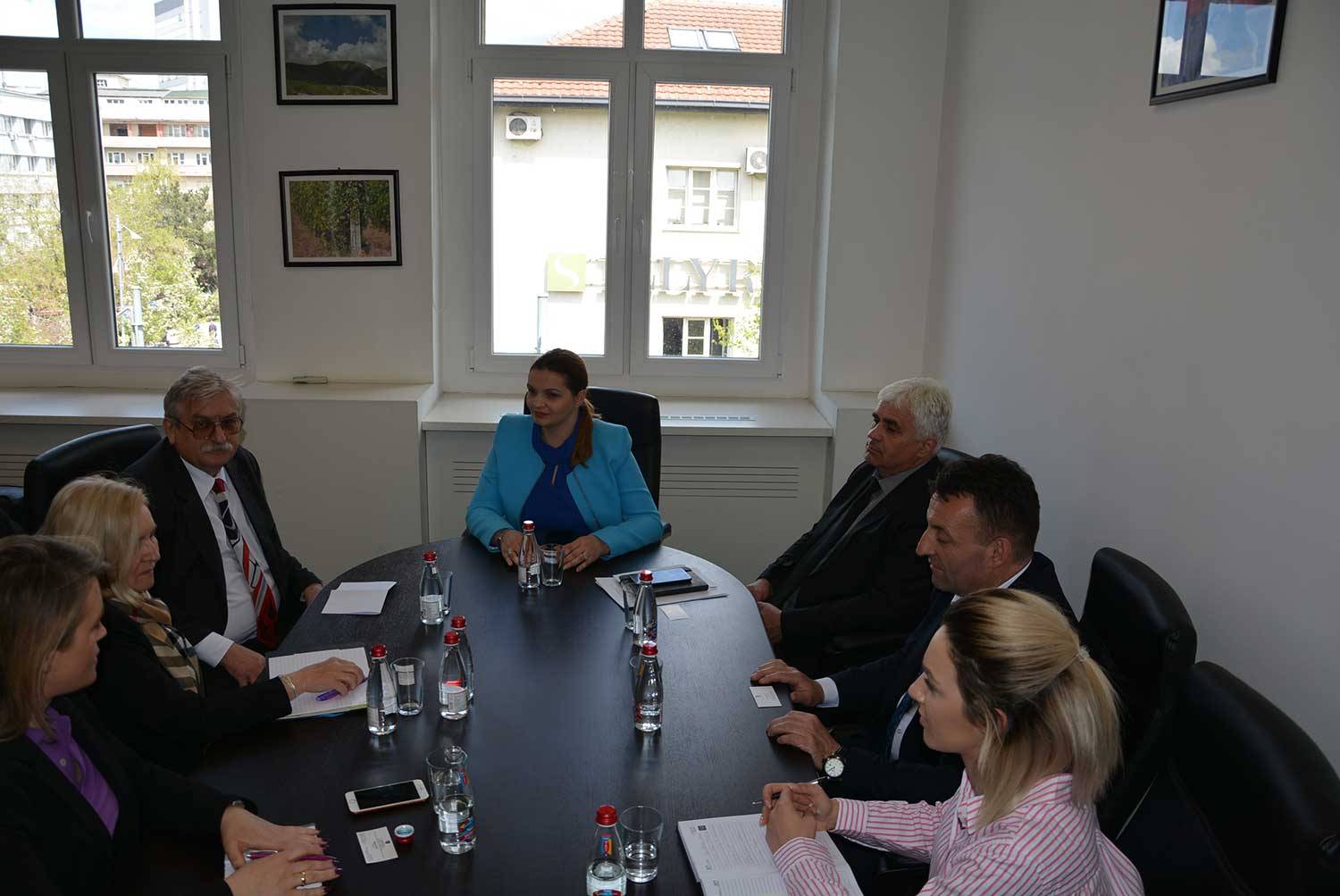 Ministrja Zivic takoi zëvendësambasadorin e Hungarisë, Bela Bozsik