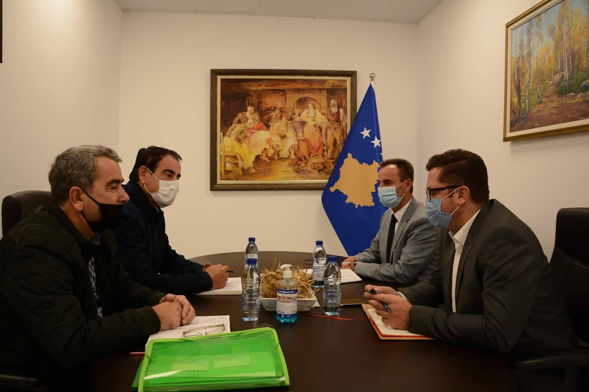 Ministar Mustafa sastao se sa predstavnicima Lovaca Federacije Kosova