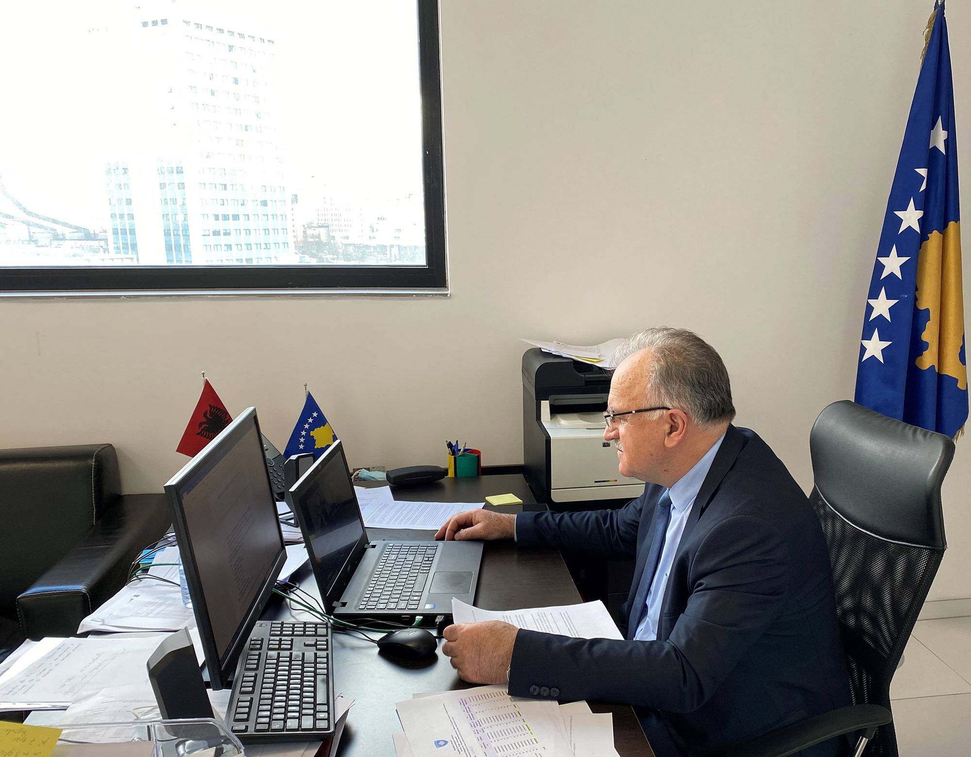 Sekretari i Ministrisë së Bujqësisë në takim virtual me përfaqësuesen për ekonomi në Ambasadën e ShBA-ve