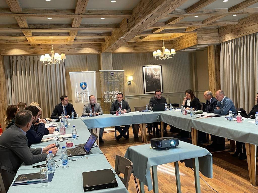 10_12_2021_6389389_3