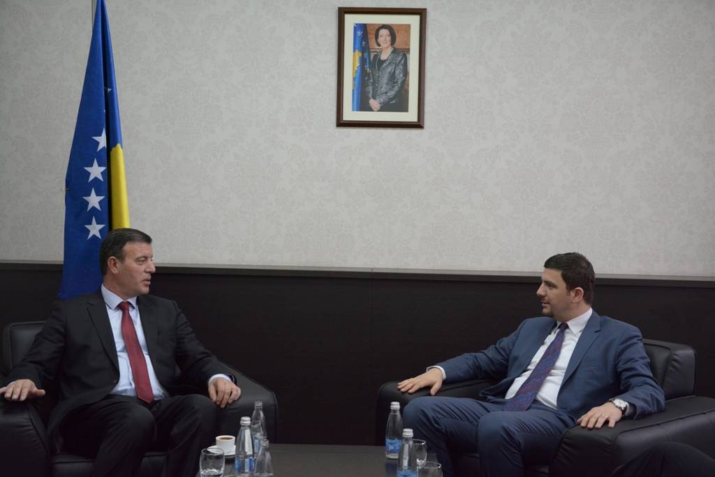 18_03_2015_4210982_Masa_t__shumta_p_rkrah_se_edhe_p_r_fermer_t_e_Obiliqit1