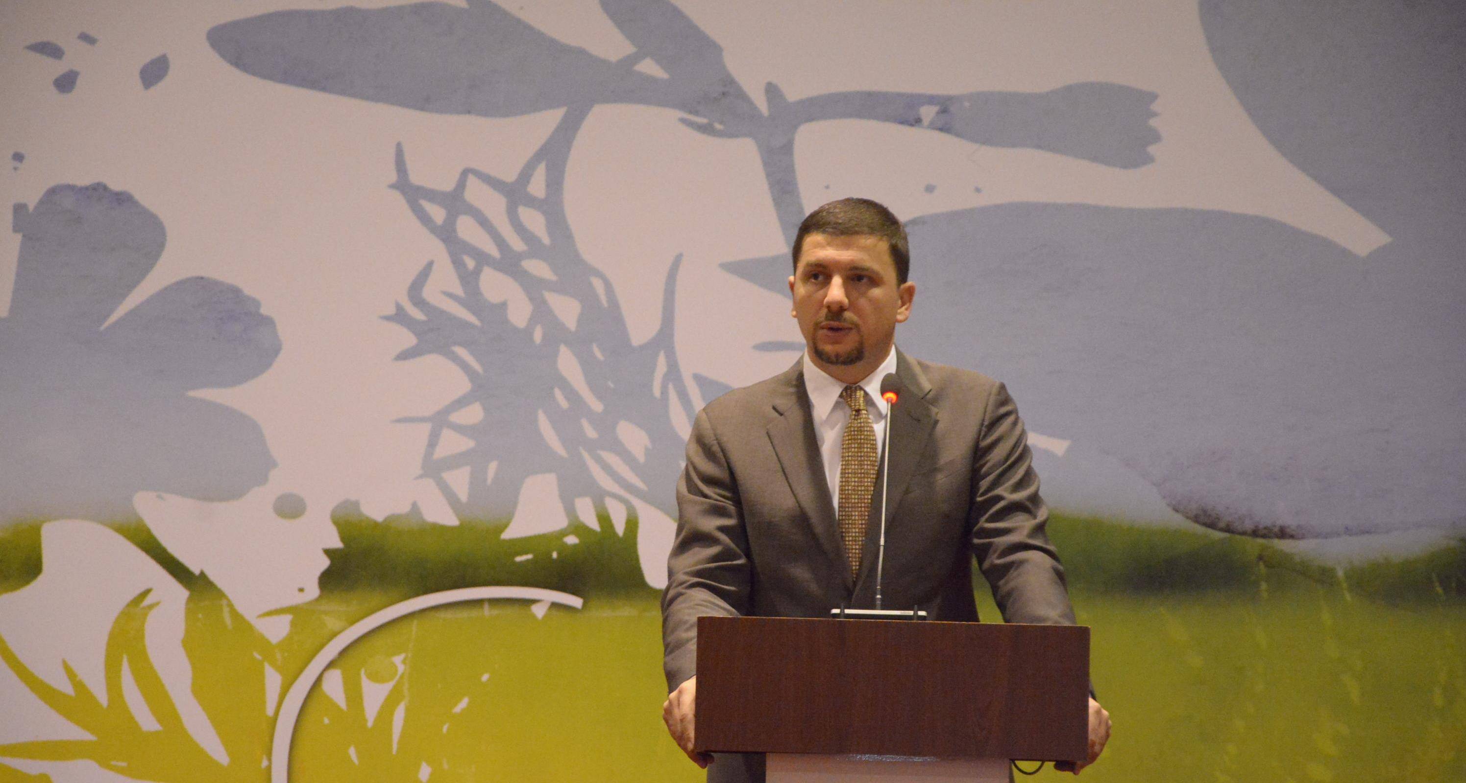 18_11_2015_1934209_Konferenca__1_