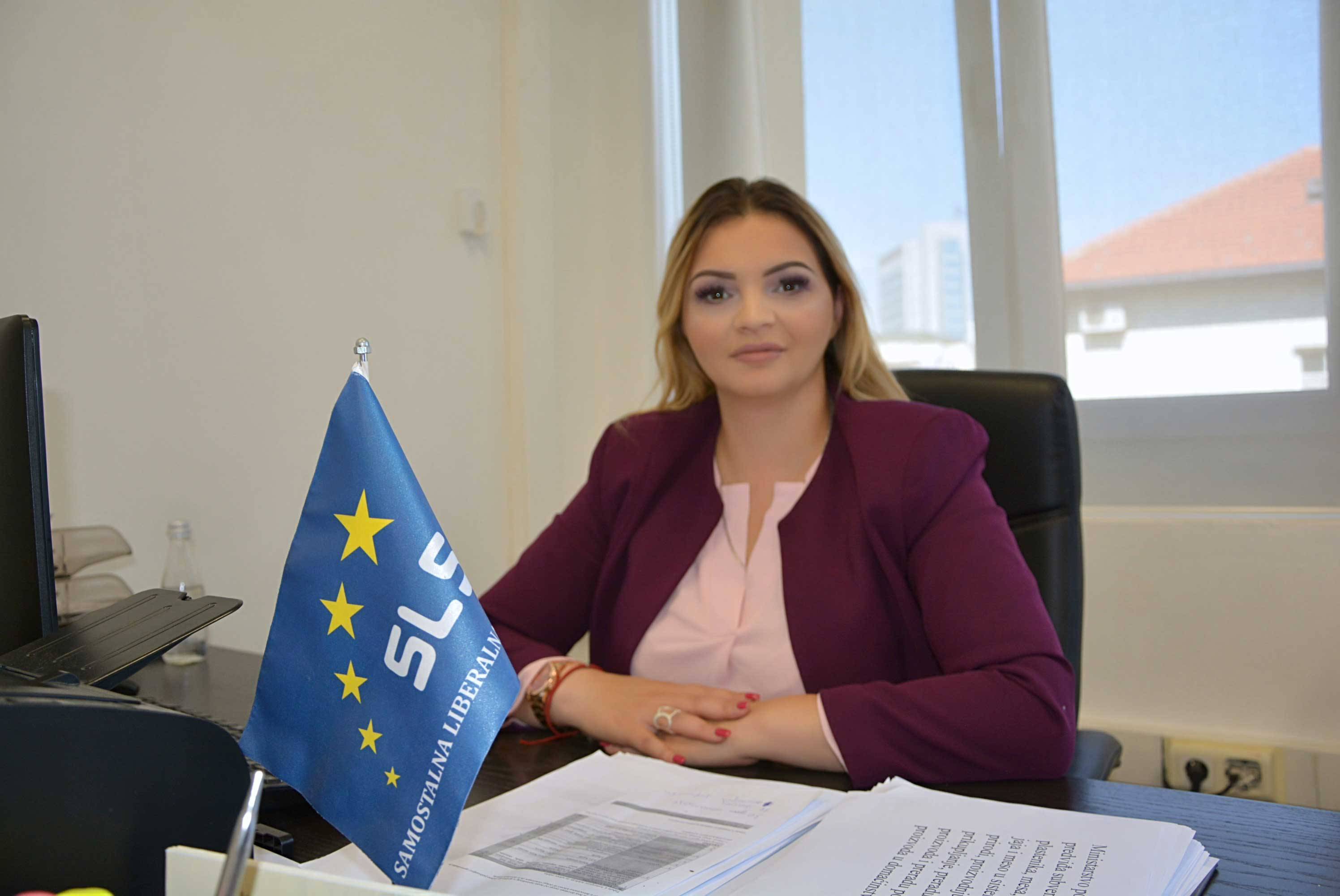 24_12_2019_9035885_Fotografi_e_Ministres